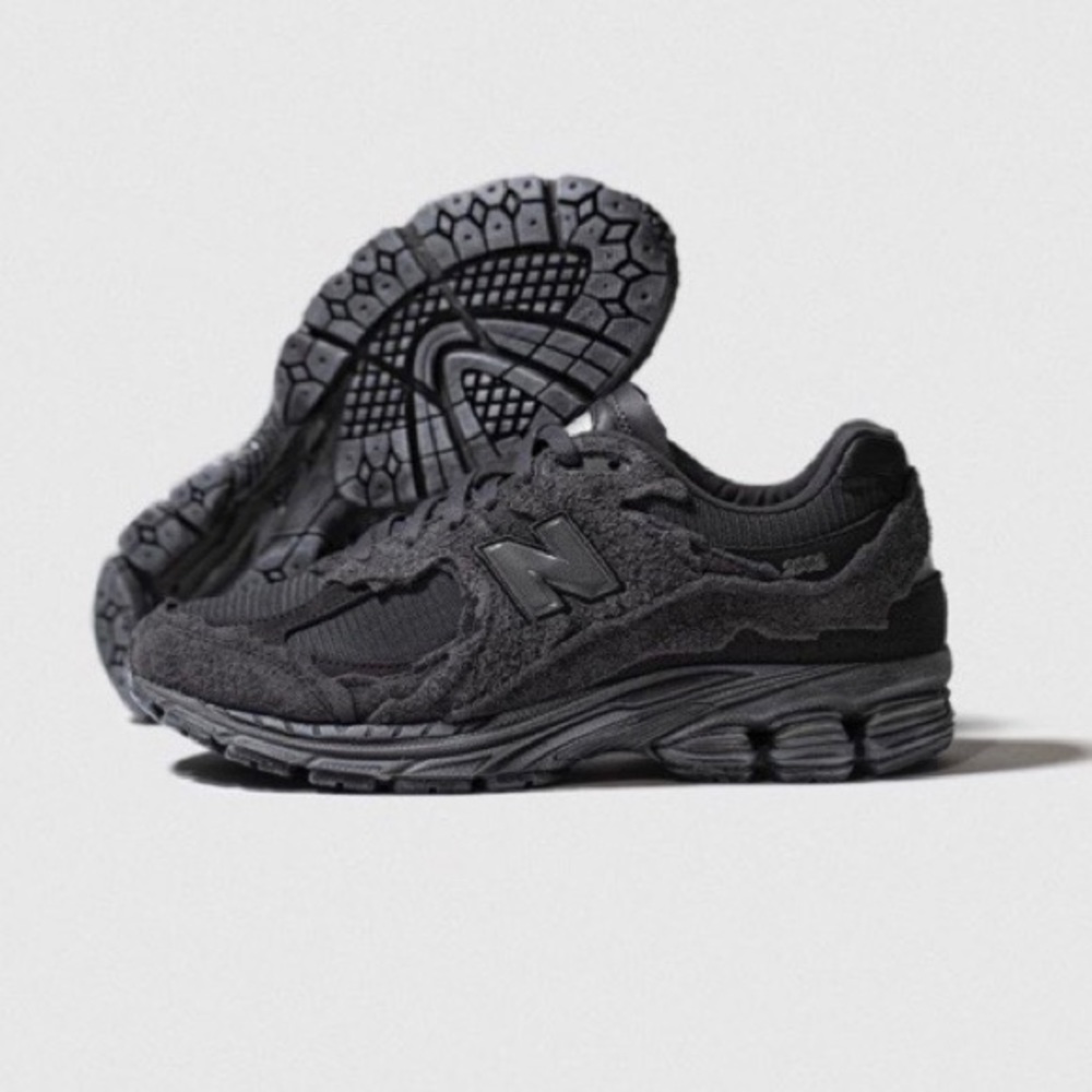 New balance sneakers